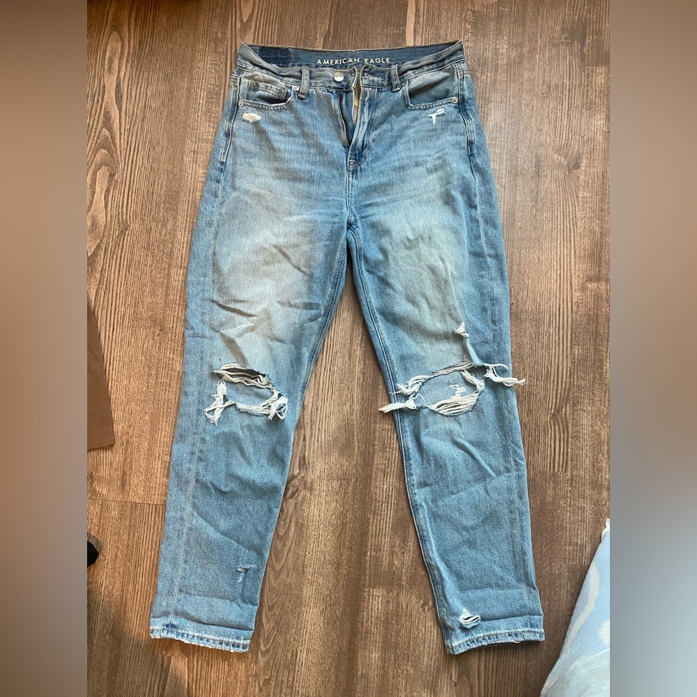 American eagle moms jeans